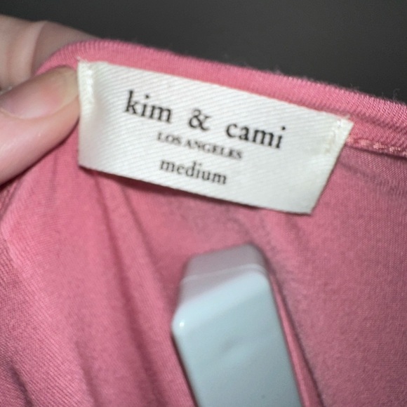 Kim & Cami Mauve T-Shirt with Tie Sleeves - Picture 3 of 4